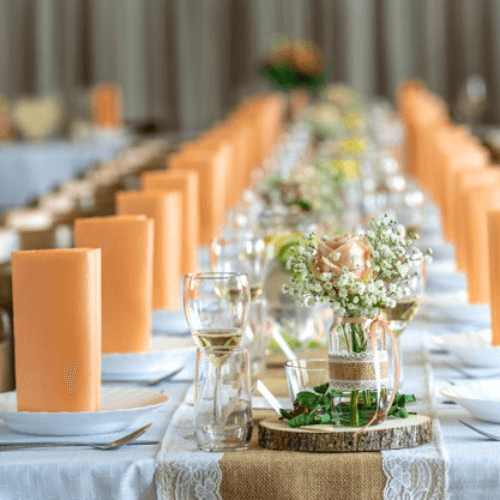 Tiệc cưới nhà trai